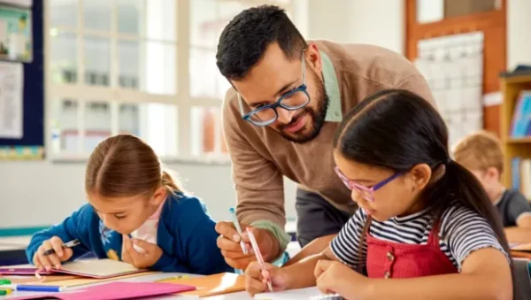 Aprendizaje Socioemocional para Docentes y no Docentes de Establecimiento Educacionales